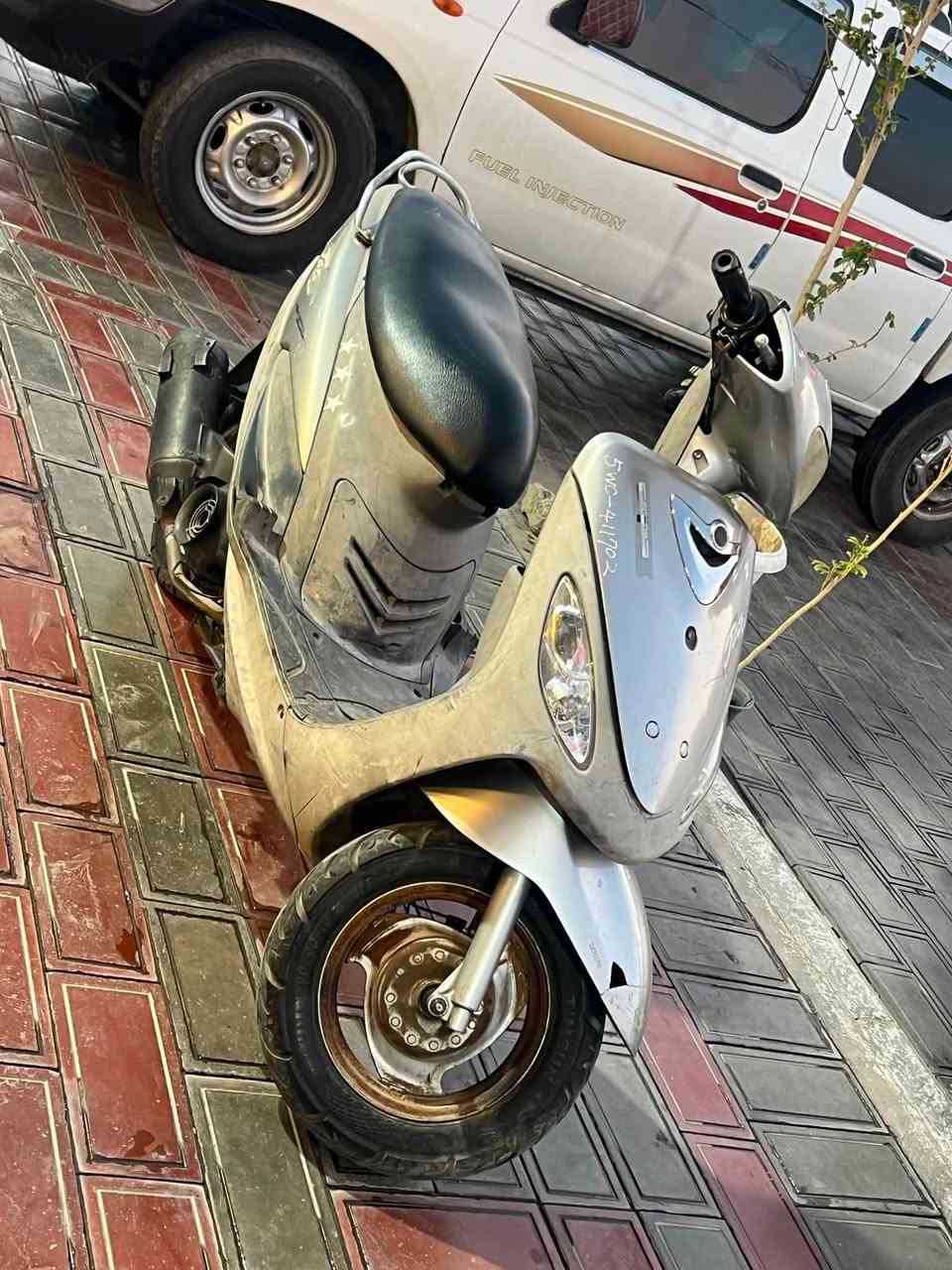 دراجه للبيع ماكس منولي دراجه نضيفه ستوه طالعه من  دعوزهه بس باتري لمعرض  مكاني كربلاء حي لميلاد***********
