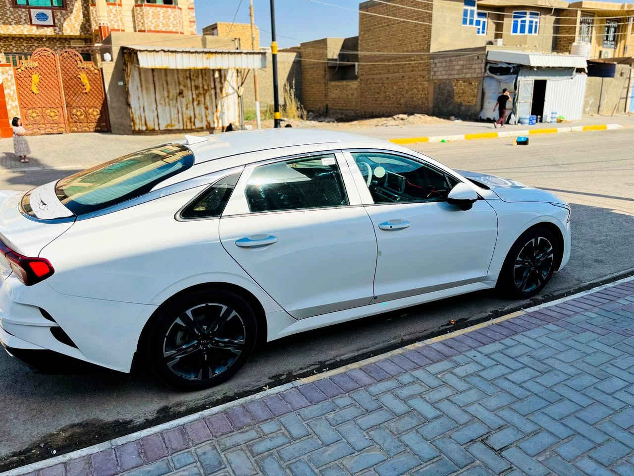 السلام عليكم كي فايف موديل 22رقم بغداد خليجي مكفوله كفاله عامه  السياره فول واحد على واحد حساسات امامي خلفي تبريد لمس مكان السياره سماوه مركز محرك 2000السعر 205رقمي ***********
