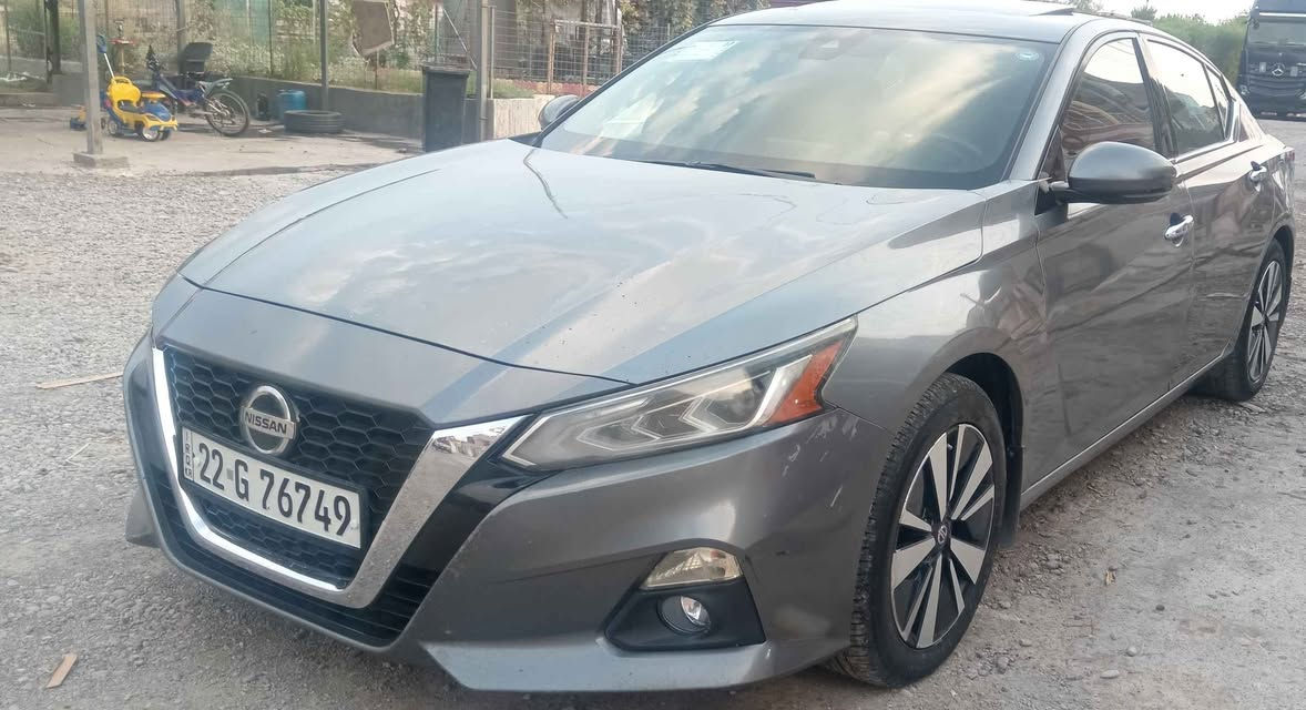 2021 Nissan Altima SL
 نيسان التيما
السعر بلاش.   125 ورقه مجال
عليها    6  أوراق غرامة  تنزل من السعر
رقم  اربيل
رقم سنوية جديد
شرط التحويل و الوكاله 

بصمة ابواب و تشغيل
تشغيل عن بعد 
فتحة سلايد 
شاشة 
كاميرا
حساسات 
رادار امامي و خلفي و جانبي
كشنات كهربائي و جلد و تدفئة
ستيرن هيتر
بروجكتر
لايت ليد و عدسة 
تحديد مسافة بين سيارة و سيارة كدامها 
تحديد مسار 
تبريد قطعتين 
ماشية   160  الف

الضرر  3   قطع صبغ بدون دواخل بدون ارباك 
السعر.   125  ورقة مجال
مكان.  السيارة.      أربيل خبات
***********           كورك واتساب
 ***********              اسيا أربيل, العراق
