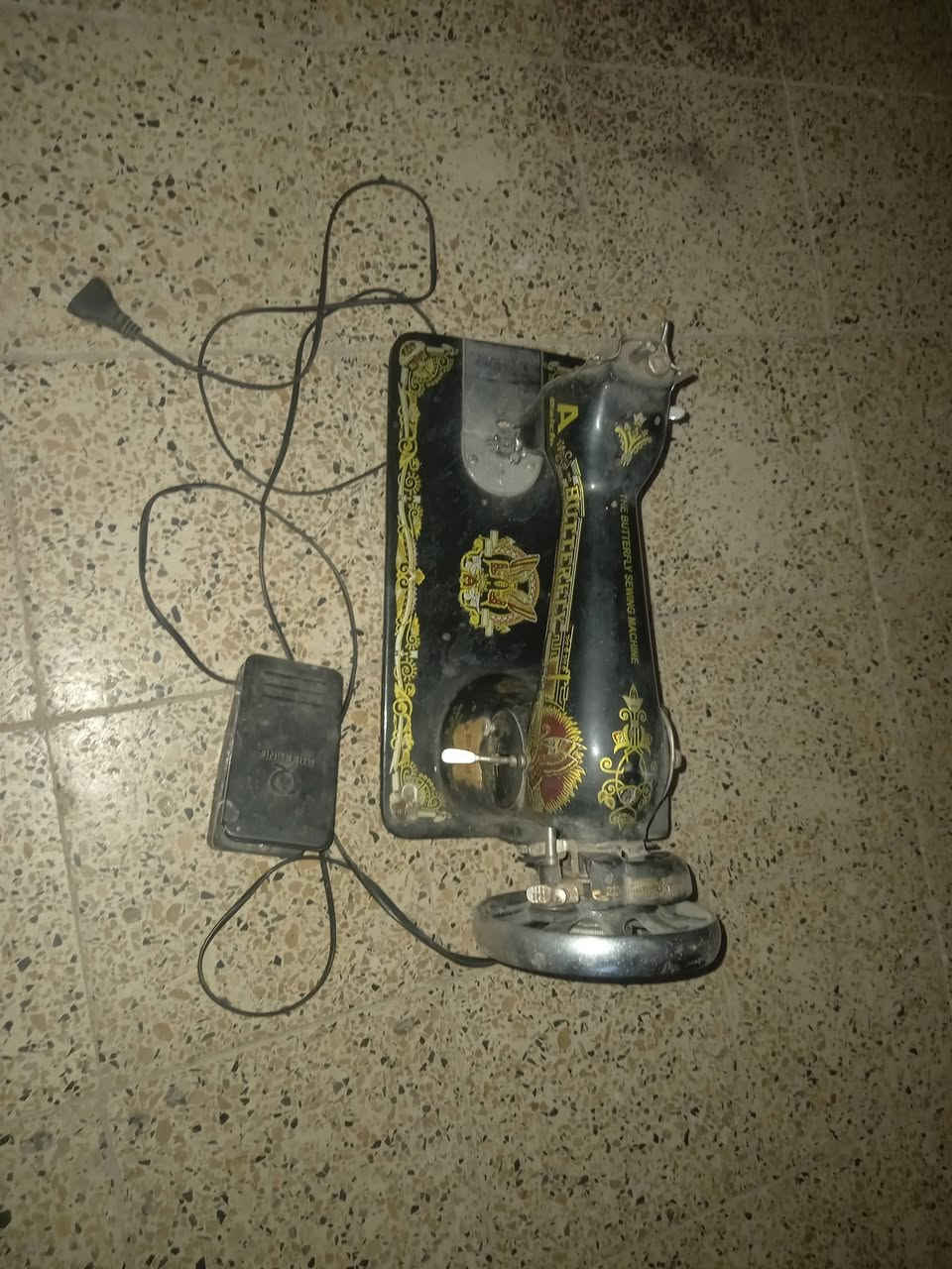 مبردات نضيفات كلش ومكينه خياطه لبيع المكان كميت التواصل***********واتساب
