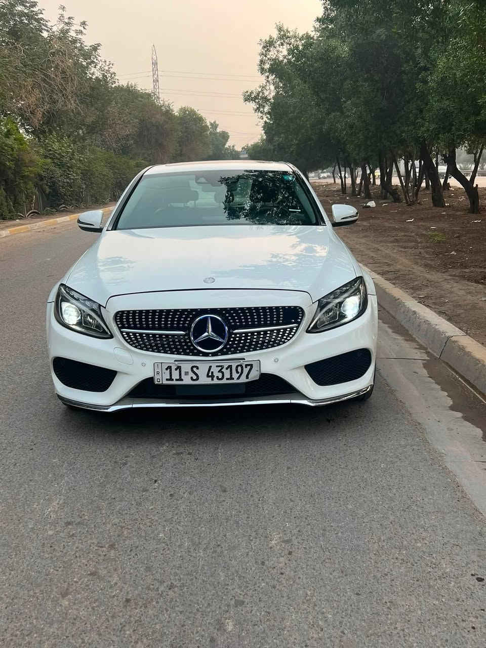 مرسيدس بينز كاز كاز مستعجل على البيع
موديل 2016

c220

وكالة المانيا 

بدون اي ضرر او حادث 

بيه فقط بنيد رش بدون حادث 

صفر مسج 

مكان السيارة بغداد الكاظمية 

***********

السعرالمطلوب135

وبيه مجال

