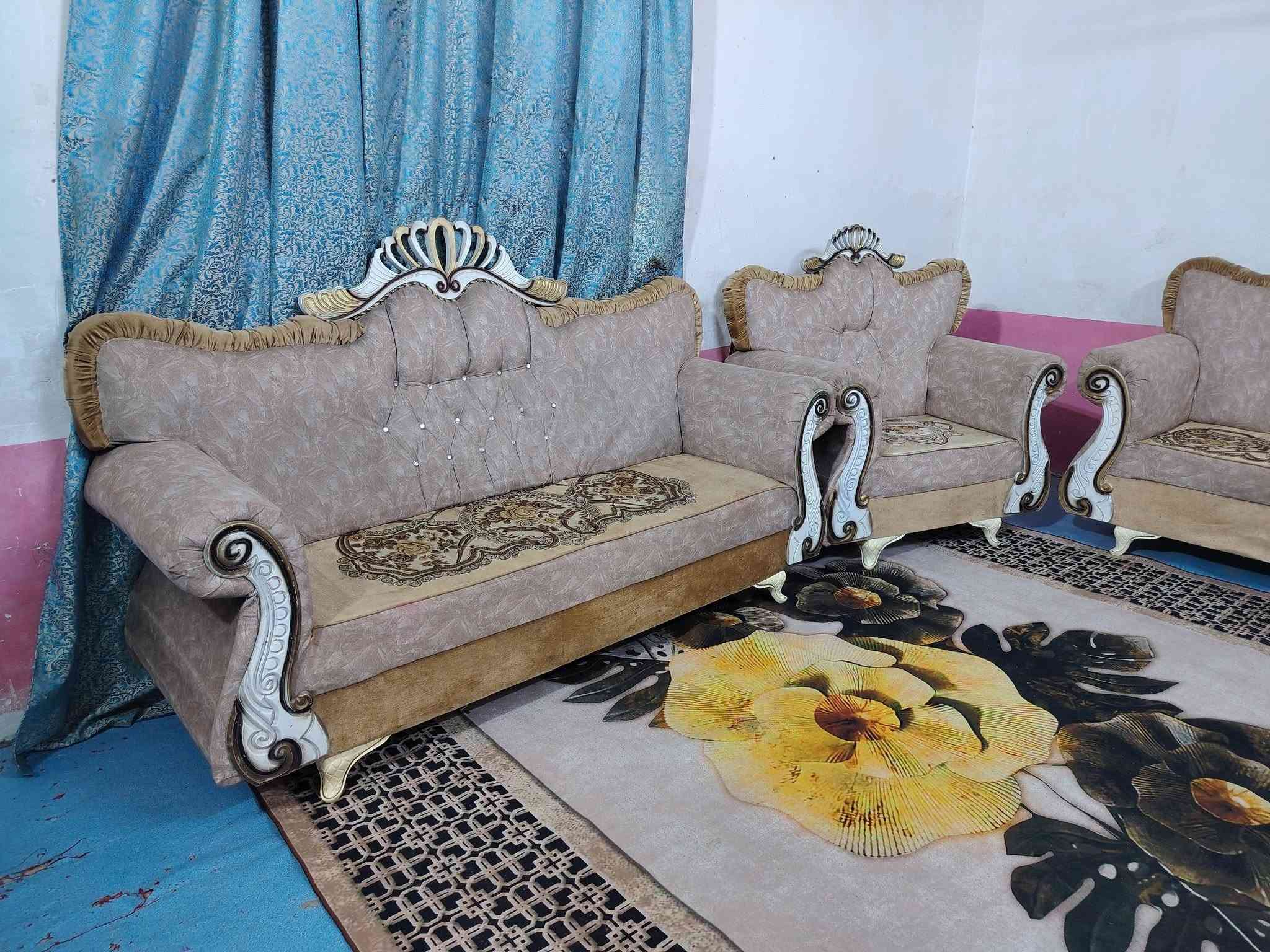 صوفا ملكي • ١٠مقعد • توصيل كربلاء
