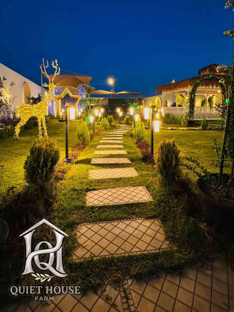 يتوفر حجز خلال ايام الاسبوع 
الموقع البوعيثة 📍 
للاستفسار ***********

نص مكتوب في الصور:
- QUIET HOUSE FARM
- QUIET HOUSE
- FARM
