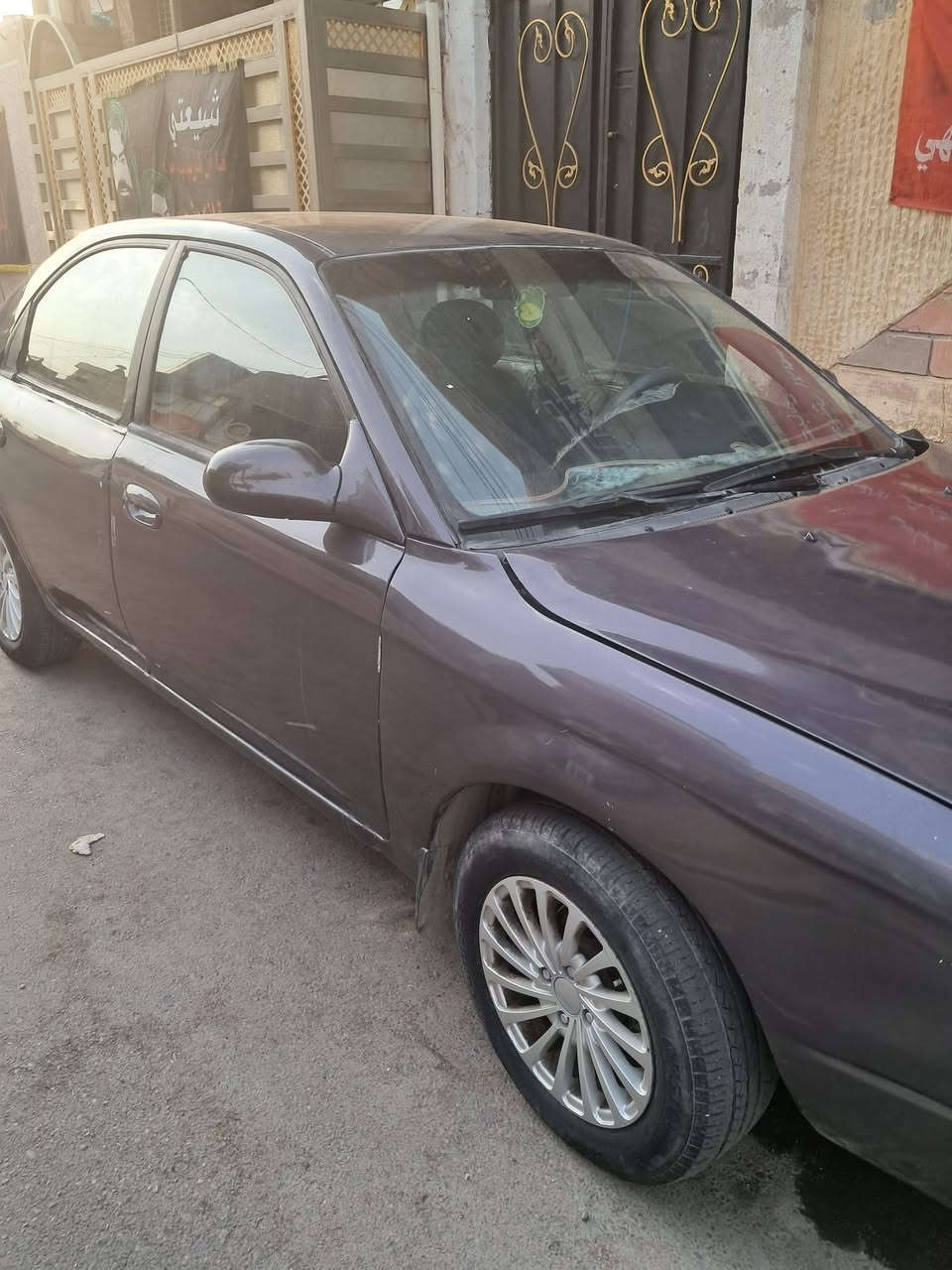 السلام عليكم كيا اسبكترا لبيع موديل 2000محرك 2000سنويه ٢٦ بسمي تحويل مباشر حداديه نص تبريد بس دكمه ايسي يشتغل ٤٥ وبيه مجال  اتصال***********
