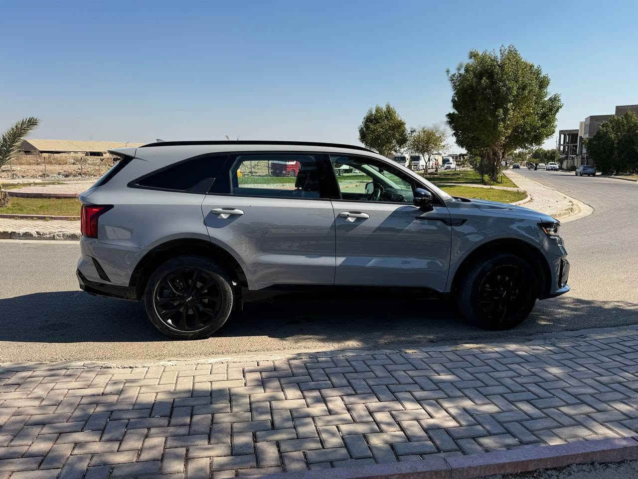سورنتو 2023
رقم بغداد بأسمي لون مميز اسمنتي
حادث دعامية بدون صبغ 
 وارد امريكي 7راكب VIP
المواصفات
1.ماشيه 56 ميل
2.محرك ٤ سلندر تيربو 
3.بصمه _وتشغيل واطفاء عن بعد
4.حساسات خلفية و رادار محيطي
5.ترحيب دخول
6.اوتو هولد
7.كشنات جلد  
8.كشنات تدفئه 
9.صندوك كهرباء 
10.رادار امامي 
11.كشنات كهرباء 
12.شاشة كبيرة لمس
13.نظام قيادة تلقائيك
14.نظام الحفاظ على المسار
15.انظمه قياده عدد 5
16. كامرة خلفية
17. بانوراما 
18.محرك 2500 توربو
19.گير  8 نمرة
20.مري شفط 
21.لايتات 3 عدسات زنون
22.اشارة بالمري
23.سايد بريك بصمه 
24.خاصيه شحن موبايل واير ليس
مكان السيارة بغداد

 
*********** 
رقم صاحب السيارة
