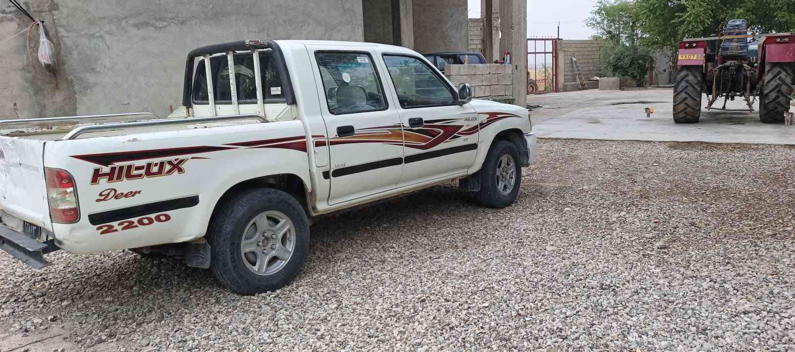 هايلوكس • ٢٠٠٦ • كالار