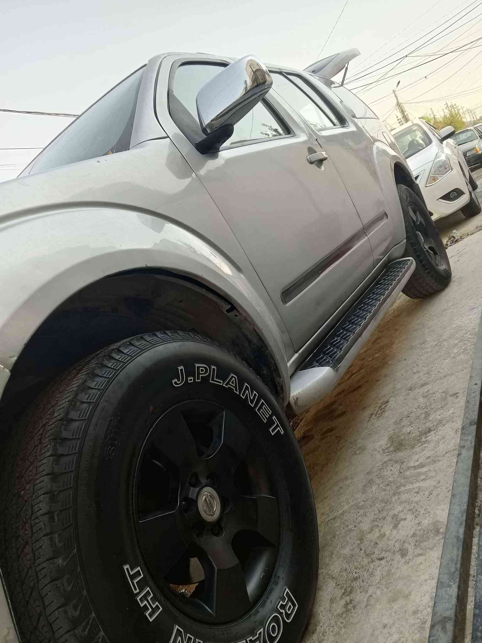 نیسان پاسفاندەر 4×4 2006
فول مواصفات ناو زةرد و كرئمي 
nissan pasfander 2006
خلیجی
گێڕ تۆماتیک
دعامي لؤ دعامي همووي بشرت 
v6
4×4 of rowd
دەبل ئەکسل 
گێڕو مەکینەو تەبرید بەشەرت
تەبرید مەرکەزیی 
چوار تایەی نوێی ڵەسەرە
جام کارەبایی
تحدید سورعە
کوشن 3 ریز
شاشه کامیرا
عام نيه به عام دفرؤشم 
غرامەی 75 هەزار
250 هەزار ڕۆشتوە ناو کرێمی زۆر خاوێنە ڵەگەڵ سپێری بیڵادی
نرخی تەنها 72 وەرەقەو مەعامەڵەشی تێدایە
گۆڕینەوەش دەکەم
ژمارەی تەلفون ***********
له هه ولير م أربيل, العراق
