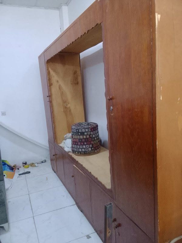 بيت افراش • كاونتر • نضيفه