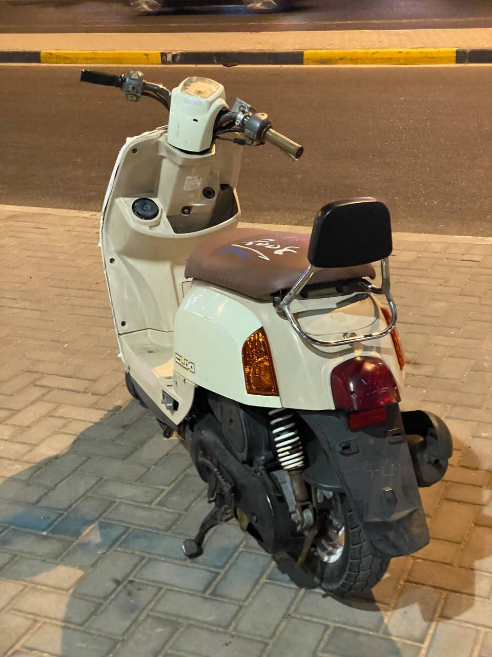 ماكس بوليسي • مكينة ما مفتوحة • نضيفة