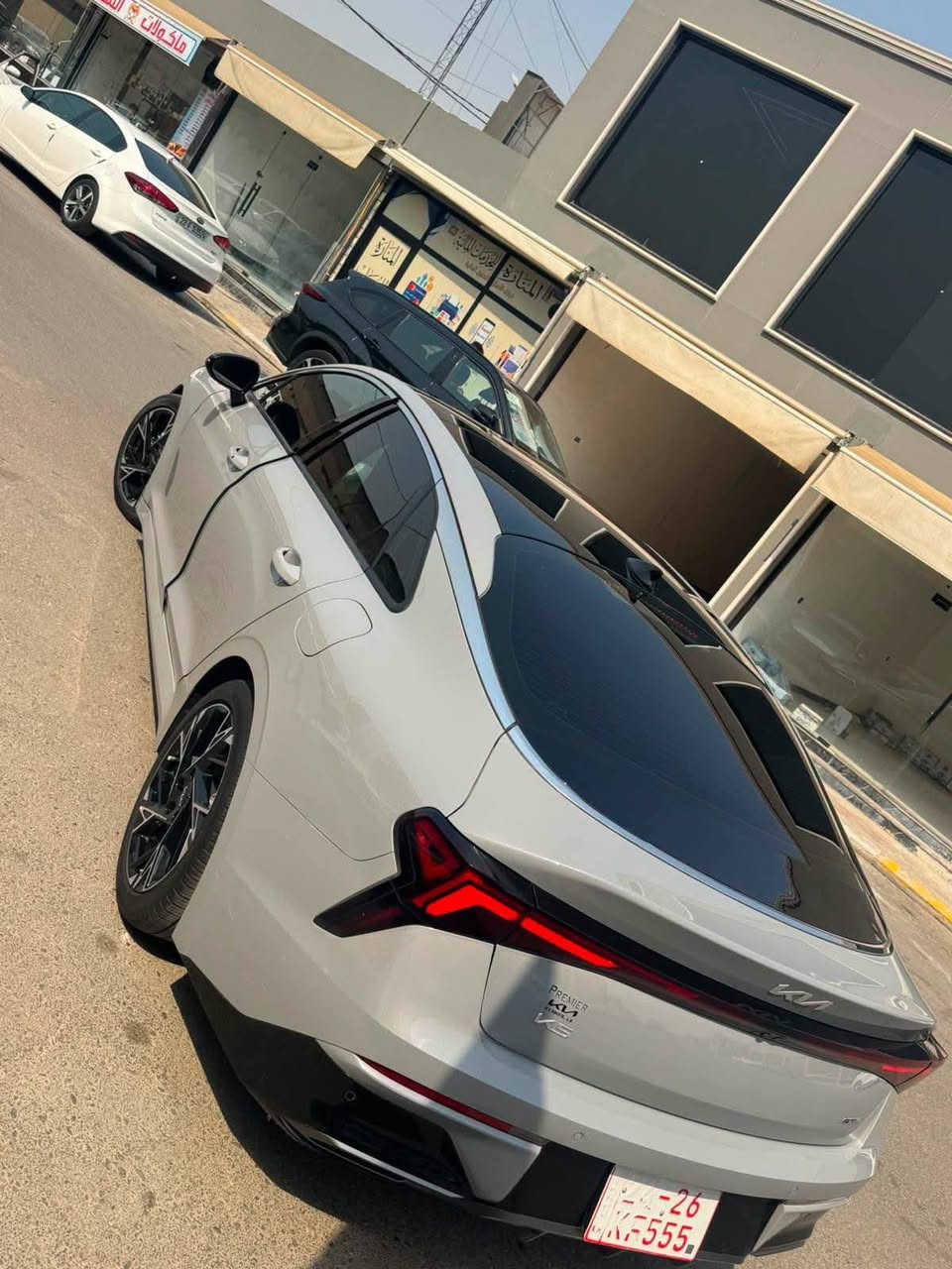 كيا فايف
2025
مواصفاتGT 👍🏻👍🏻👍🏻

مواصفاتها
بانوراما
داخل احمر اصلي
كشنات جلد،،،
كشنات هيتريه امامي
شاشه ديجيتال 
شاشه اعطال السياره 
شاشه جي بي اس ملاحه
رادار امامي جانبي خلفي 
كاميرات محيطيه 
ويل كب كروم 
لايت LED زينون 
كشافات امامية ضباب 
اشارات بالمرايات
رادارات بالمرايات
تبريد وتكييف ،،،امامي،،،
تحكمات ستيرن
كير اوتوماتيك+عادي8

هندبريك بصمة
اوتو هولد 
اوتو بارك 
شاحن وايرلس
محرك 2500 ،،،،،،
ماشيه 10, الاف مايل فقط 
ملاحظه 👉🏻👉🏻👉🏻
تترقم محافظات كردستان اربيل دهوك سليمانيه،
بالاستفسار اتصال هاتفي مباشر 
***********
وتساب فايبر دهوك, العراق
