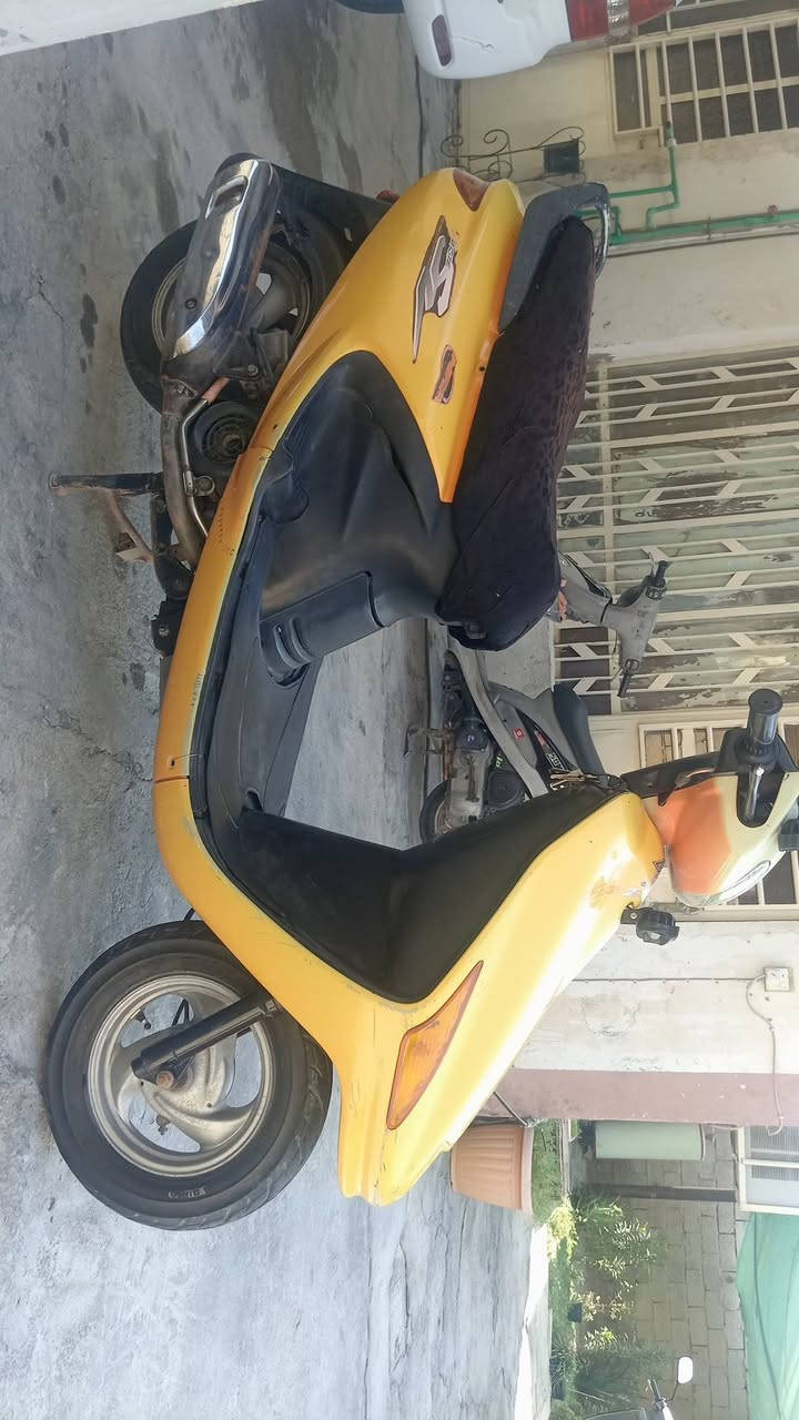 سلام عليكم دراجه كامل نقص بس باتري هندر واحد سعر ٣٥٠ قفل
رقمي بي واتساب ***********
