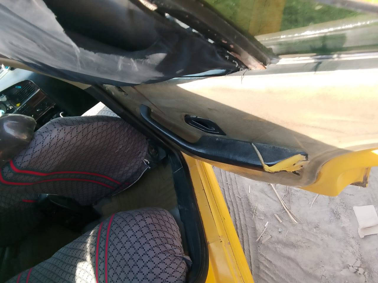 سلام عليكم بيجو بارص 2015 كفاله لا ضربه ولا تبديل مكينه كير حداديه تبريد طخم تاير جاهزه بسمي هيه غرامات مصفره مكانه ناصريه مركز سعره ٣٦  وبيه مجال ***********
