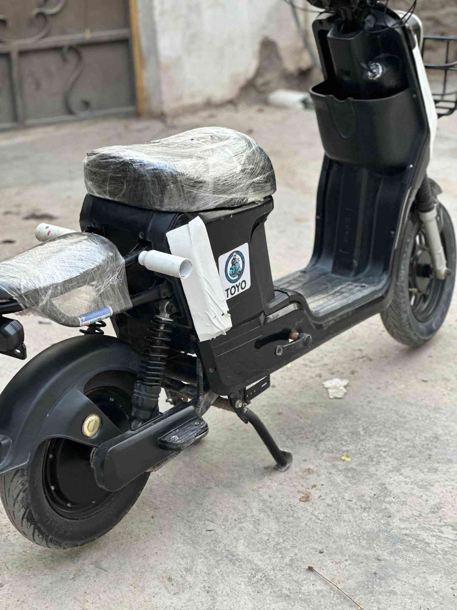 دراجة شحن R9 • موديل ٢٥ • بطاريات شرط