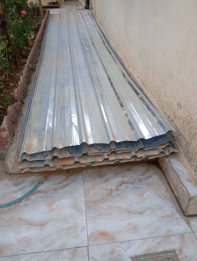 سقيفه جازه البيع الطول ٤و٢٠ستيم والعرض ٥مترات مكلف بل نشر هاذ رقم صاحبهن *********** كركوك, العراق
