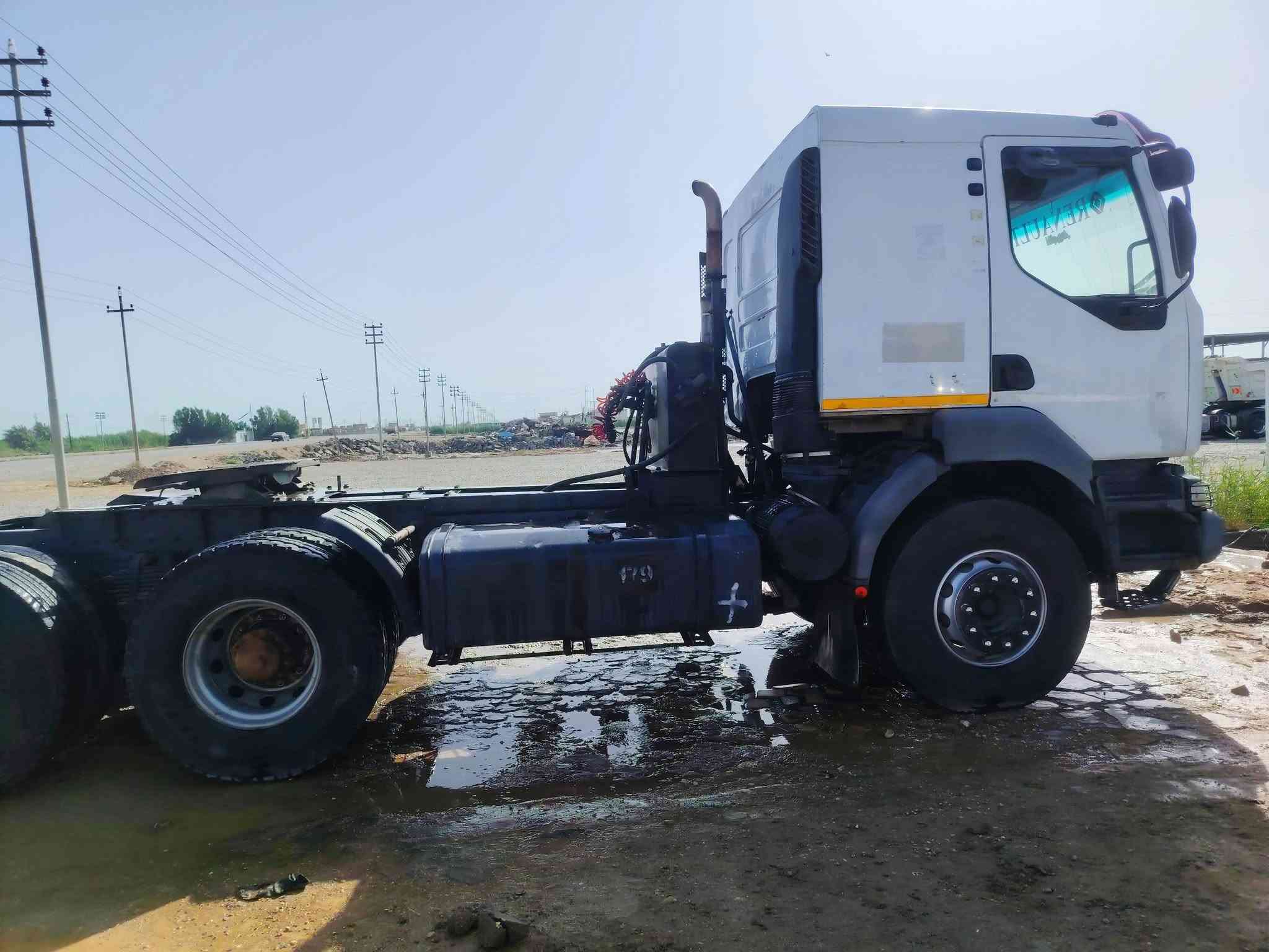 رينو • موديل ٢٠٠٧ • بدون مكينة