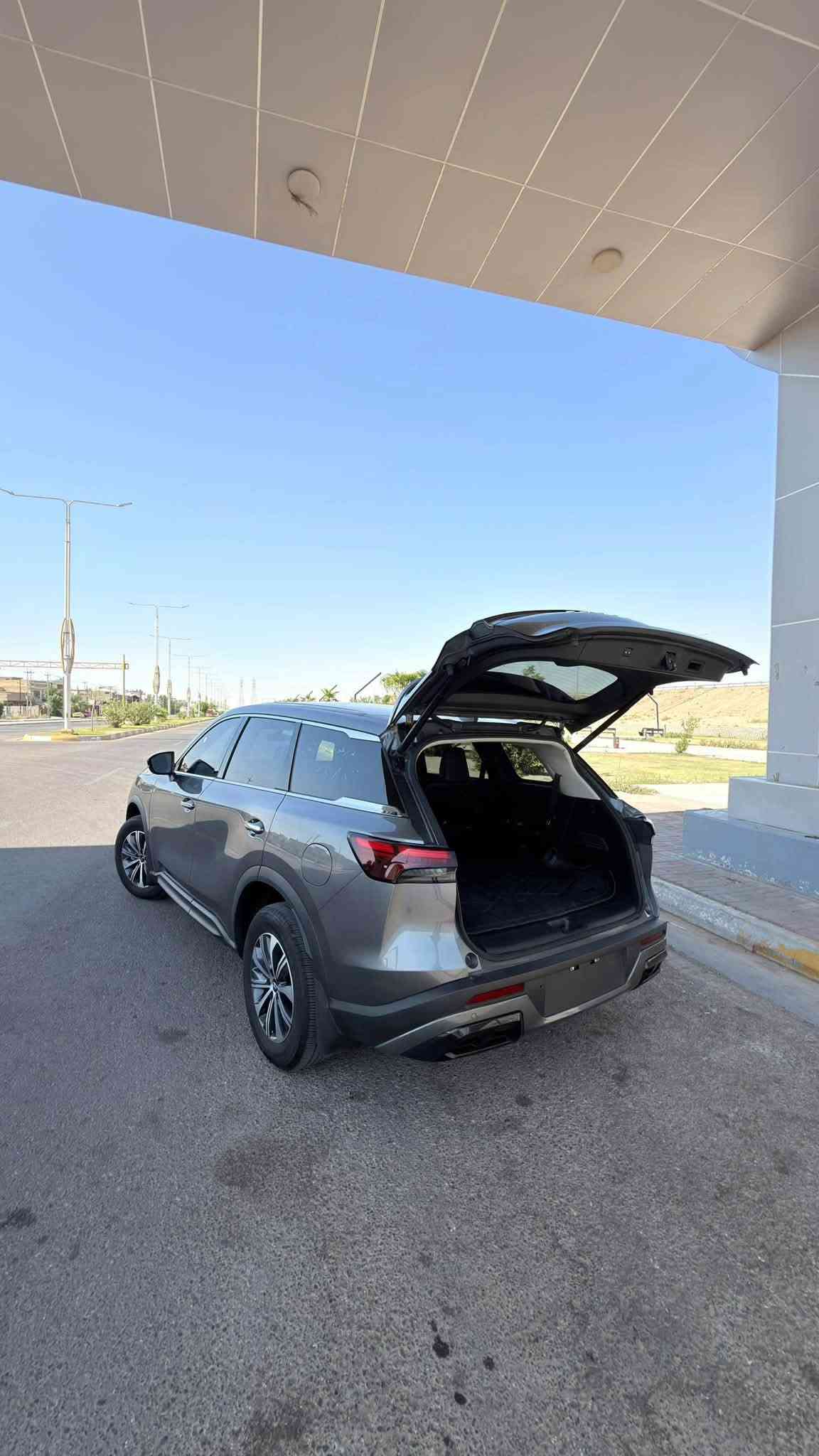 للبيع انفنتي QX60
2024 

رقم الشاصي:  5N1DL1ER2RC348511

🏮ضرر جاملغ وبنيد صبغ

سيارة نظيفة وجاهزة 

ماشية 8 الاف

مواصفات  

 سلايد فتحة
بصمة 
رادارات امامية وجانبية وتحديد المسار + نقطة عمياء + هزاز ستيرن
صندوق كهرباء 

7 راكب غرفة واسعة ومريحة

مقاعد جلد + تدفئة + تدفئة مقود 

شاشة كبيرة + Apple carplay + Android Auto 

محرك 6 سلندر 3500 قوي و عملي واقتصادي 

ناقل سرعة 9 نمر 

4 وضعيات قيادة 

مرايا شفط

اضاءة لد ذكية 

بصمة صوت للتحدث مع السيارة

ومواصفات كثيرة اخرى 

السيارة ناعمة وعزلها قوي 

رقم شهداء الانبار (وكالة عامة) 

مكان السيارة ✅الفلوجة

السعر   (225$) 
***********
