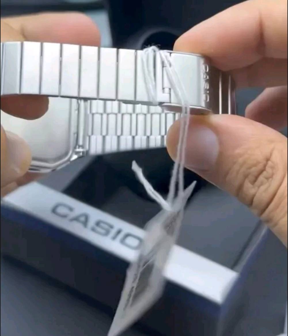 كاسيو أصلي
بضمان سنتين
كود الساعة AQ-240E-7ADF
القطر 35.7mm
التكنس (السمك) 8.4mm
مقاومة للماء حتى عمق 50 مترًا
دبل تايم
الخامة ستانلس ستيل ممتازة من كاسيو
• ضمان حقيقي لمدة سنتين من تاريخ الطلب

 التوصيل مجاني