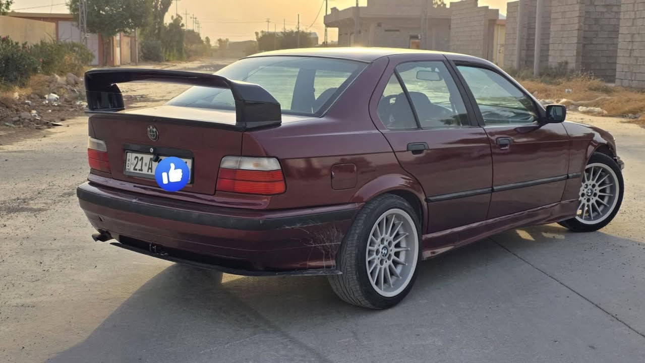 سلام عليكم
للبيع او مراوسه ويا كاسحه 
بي ام e36 
موديل ١٩٩٣
بدون معجون بدون ضربه فقط صبغ جديد للجماليه
منضومه تبريد كامل جديده
محرك و كير ٢٠ تك دجتال صقر ١٩٩٧ كلج صقر جديد شادهن
اكسل ٣.٤٦
ويل style 32 تو سايز
سقف سلايد
سبويلر ام ٣
سياره بلاديه بدون نفخ 
كهربائيات كلها شغاله
ستيرن رياضي كويك ريليس 
و ستيرن بلادي باقي همين وياها

مكان كركوك
سيارة باسمي رقم سليمانيه هزة و سنويه جديد لحد ٢٩
سعر ٥٨ و بيها مجال
رقم ***********
