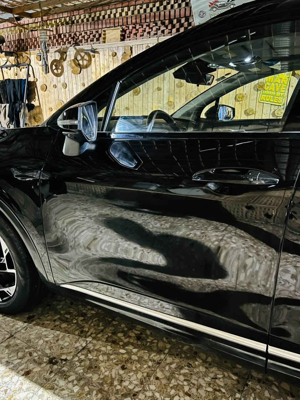 السلام عليكم
اعزائي كياسبورتج ٢٠٢٥ ماشيه ١٧الف رقم بغداد واردامريكي   مواصفات برستيج اعلامواصفات  صور لحادث  موجوده ع لخاص مكان بغداد الحريه 
سعر ١٨٠وبيه مجال
رقم *********** وتساب وتصال
