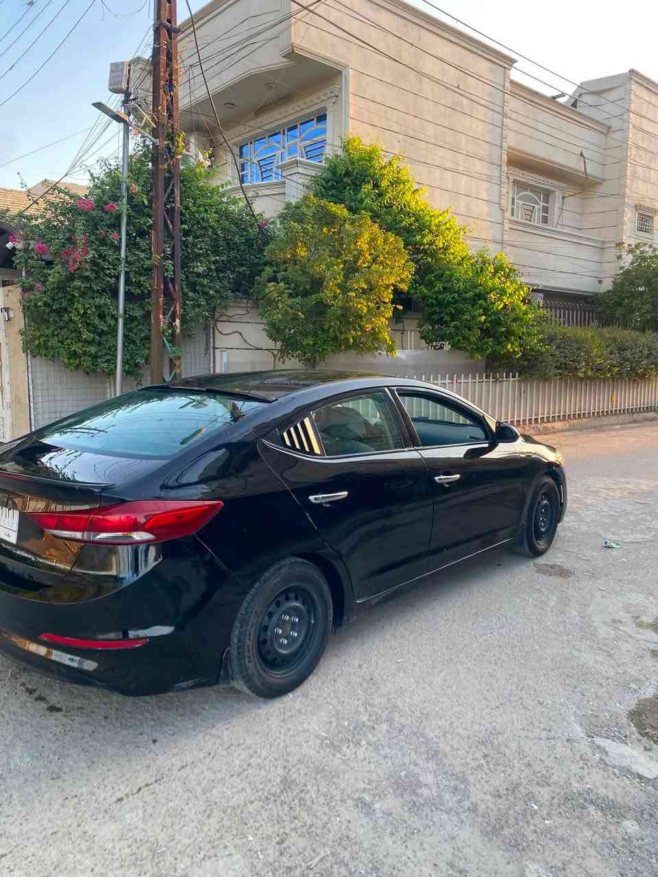 النترا موديل 18 أمريكي بيه ٣ قطع  بدون دواخل كير مكينه تبريد كفاله. محرك 2000 دوش كير ايتي  مكاني بغداد الكرخ السعر٩٨   صور حادث بلمنشور.  ***********
