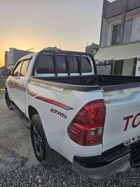 دبل كابينة • ٢٠١٧ • جير عادي