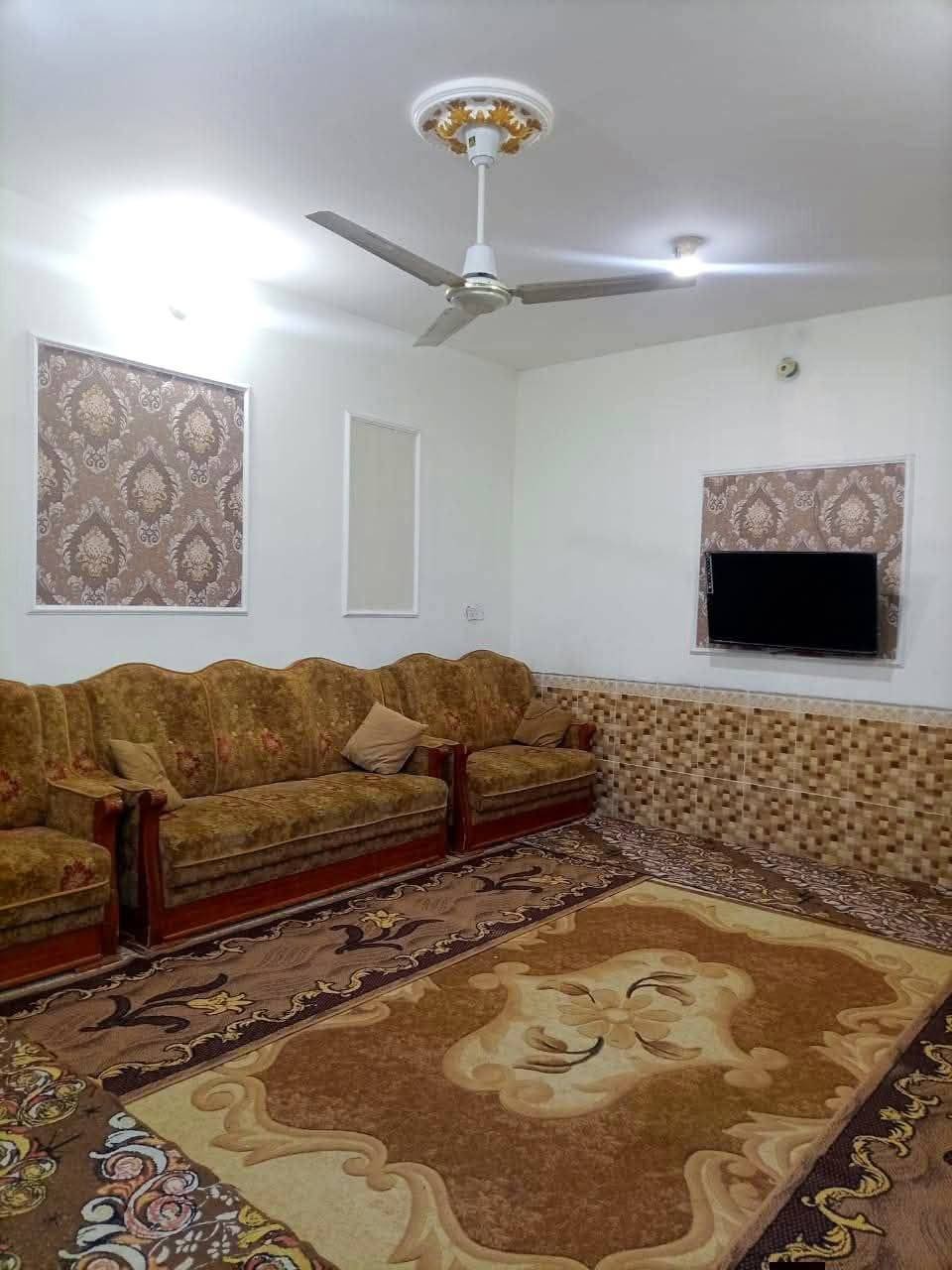 بالخاجيه شارع 30 • 200م • دورين مع محل
