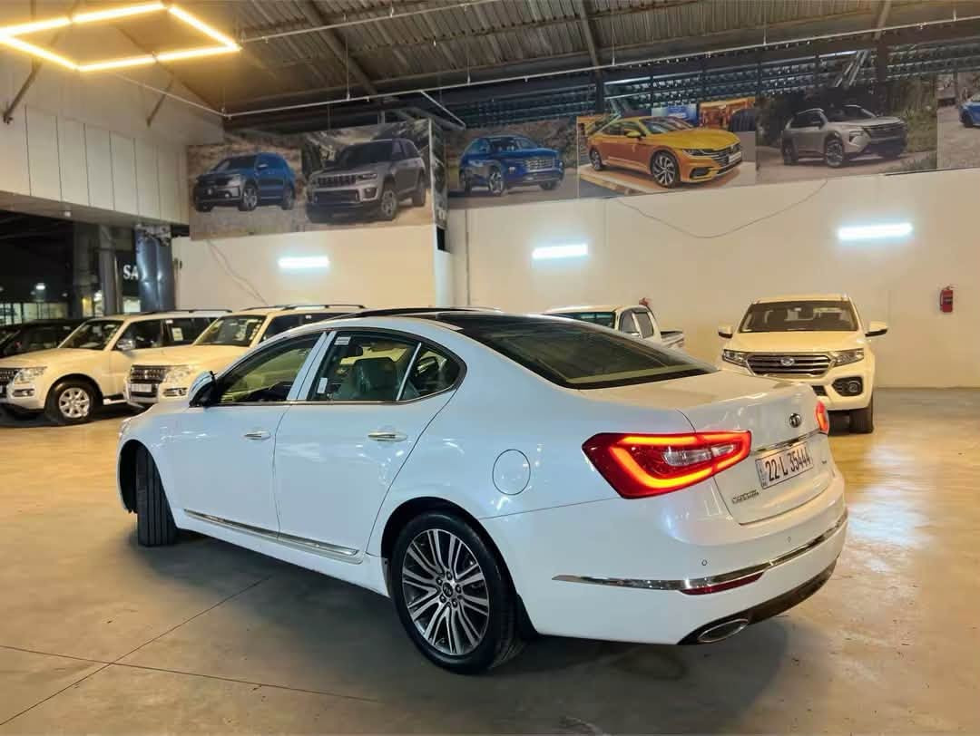 2015
V6
3.500
***********☎️
