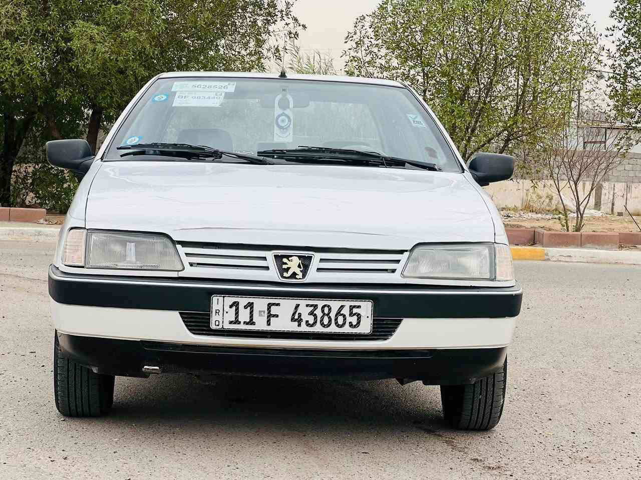 موديل ٢٠١٢ • ماشيه ٩٧٠٠٠ • صبغ فقط