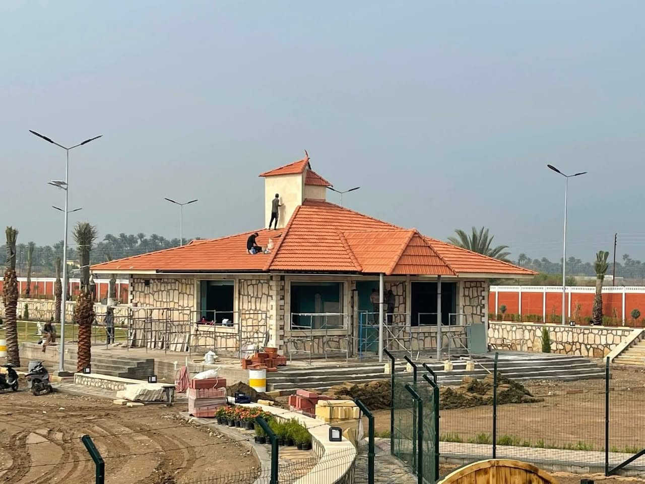 ملاحظة نتعامل نقداً وبلتقسيط حسب الشروط كوادر هندسية متخصصة في الزراعة وألبناء
زراعة النخيل في كل انواعه واحجام مختلفة يوجد  لدينافسائل جميع أصناف النخيل يوجدلدينا امايات نخيل ايضا جميع الأصناف زراعة الحمضيات في كل انواعه ايضا جميع الأحجام توجد بناء دور استراحة بناء منتجعات بناء مسابح وتصميمها بناء بيوت بناء اسيجه حجر بلوك  زراعة و تصميم ممرات والديكورات للحدائق المنزلية والعامة مستعدون لتجهيز كافة المساحات حفر الابار ارتوازي وعادي عمل منظومات تقطير ومرشاة اعاده تصميم الأراضي المتروكة زراعه وترتيب تسميد الأشجار والنخيل والأراضي يوجد لدينا سماد حيواني سماد دجاج  و دفان الأراضي عنواننا كربلاء ونعمل في كافة محافظات العراق  /ملاحظة يوجد لدينا قطع اراضي للبيع اراضي زراعيه للبيع دوانم ونص دوانم للبيع بيوت للبيع يوجد شالهات للبيع ترميم البيوت القديمه والحديثه ترتيب البساتين المتروكه والأراضي الزراعيه 
للتواصل عبر الارقام التالية
*********** /*********** /***********
