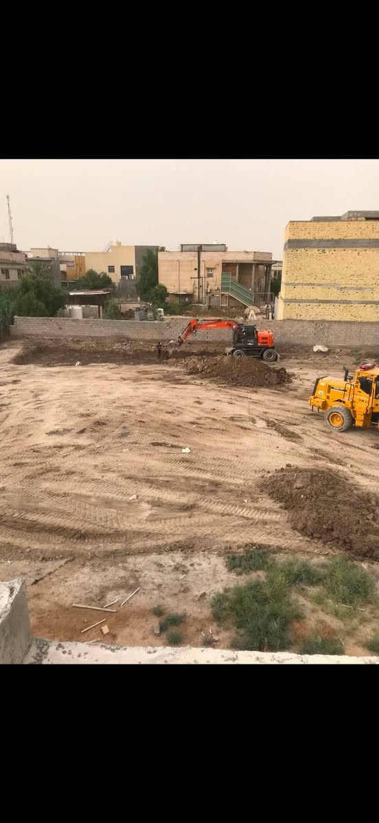 اليوم وبفظل الله 
تم قلع قطعة ارض بمساحة ٤٠٠م في منطقة ( أبو الجوزي ) وتم نقل الأنقاض ودفنها بالجلمود والأسمنت والسبيس وحدلها طبقتين للأستفسار  ***********. أو   ***********

