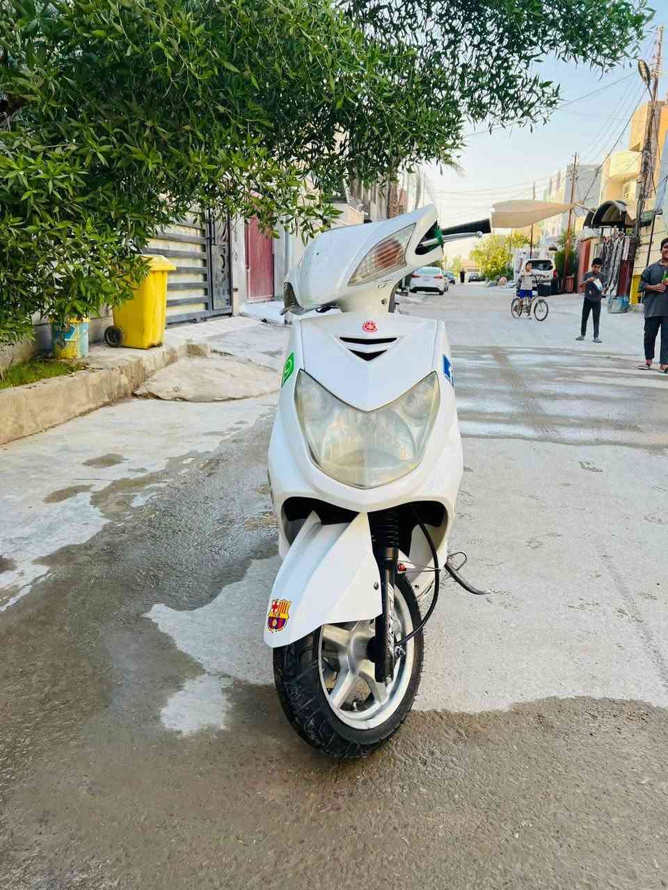 سلام عليكم سكنس فحل كفاله ما ناقصها برغي واحد كلها شغاله تايرات زوج جديد صالنصه رياضي كهربائيات سلف هندر كله شغال موديل 2009 مكينه لا تنقيص لا تبخير دراجه كفاله السعر 550وبيها مجال حك الجيه العنوان تقاطع القدس للاستفسار اتصال ***********
