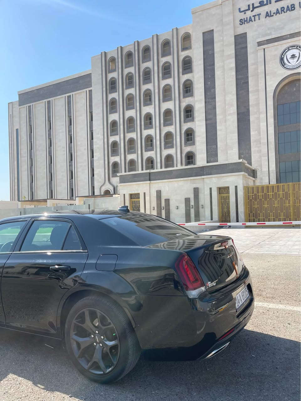 كرايسلر اوباما اصلها 19 مرمز 2022 رقم بصرة باسمي تحول ثاني يوم السياره كفاله عامة حادثها دعاميه الاماميه فقط سعرها 178 وبيها مجال قليل مكاني بالبصرة *********** البصرة, العراق
