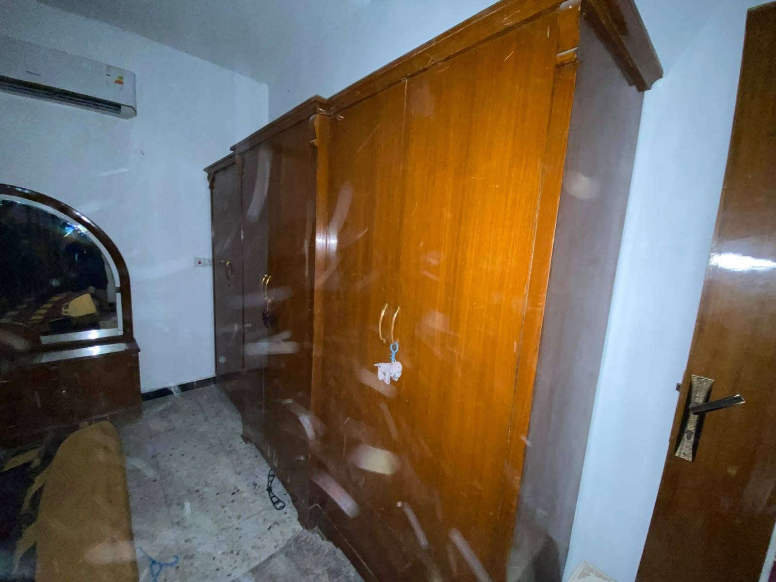 غرفه اخشاب • ميز تواليت • كنتور ٦ أبواب