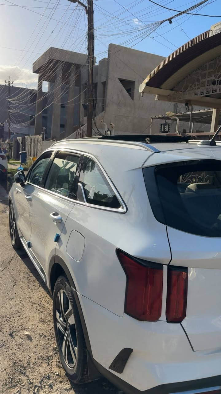 السلام عليكم 
سورنتو 2022 خليجي ماشيه 80 الف نص فول 
السعر 265 ورقة وبها مجال الاتصال *********** 
ابوعلي بغداد حي الجامعه
