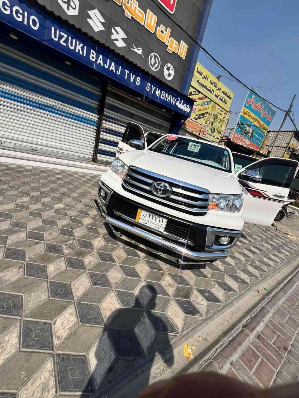 السلام عليكم شباب 
بيكم هاي لوكس للبيع شركه ساز سياره كفاله عامه موديل 19 رقم بغداد محرك اربعه سلندر تخم تاير جديد سياره فور وي كشنات تبريد فقط بيها حالوب خفيف . السعر240 وبيها مجال للطيبين ***********
