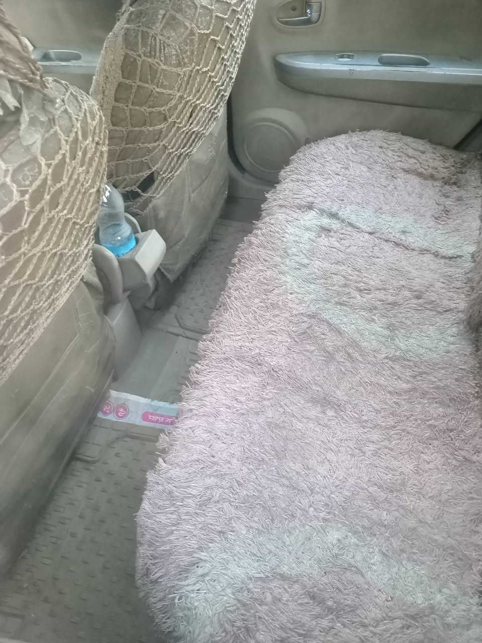 السلام عليكم
كريت وول فولكس صالون اجره 
السياره الحداديه مالتها نص
وبيها ظربه بالجاملغ الي وره السايق ضربه خفيفه ومصلحه جاهزه
سنويه نافذه بل 2016
تبريد كير محرك شغال السياره علـّۓ  وضع الشركه جديده كلش
الغرامات عليه والهيئه علـّۓ  الي يشتري 
السياره بأسمي تحويل مباشر
مكاني بغداد السيديه
السعر 30 وبيها مجال
***********
***********

