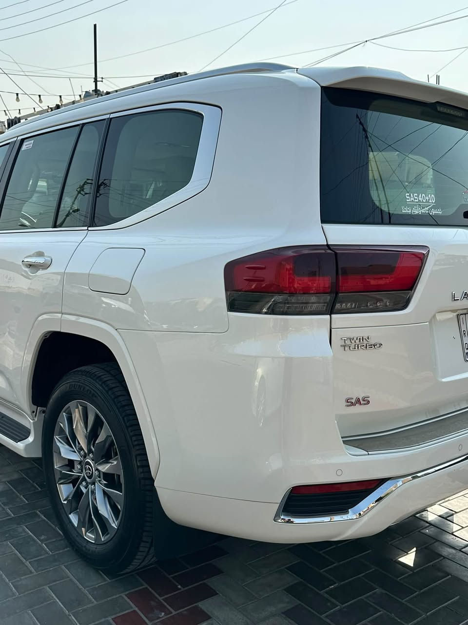 السلام عليكم 
تويوتا لاندكروز 2023

VX تون تيربو 
محرك 3500 
محرك مكفول بلادي 

ضمان شركه ساز

السياره ماشيه 28 الف مكفوله كفاله عامه من كلشي بدون اي ملاحظه

مغلفه ppf اصلي وبيه درع للجامه الاماميه وعازل للجام

السياره كل صيانته بالشركه 

بصمه وتشغيل عن بعد
سلايد
كراسي كهرباء وخزن ميموري الكراسي الاماميه تبريد وتدفئه والخلفيه تبريد
رادار امامي 
لايت عدسات واشاره متحركه
نظام صوتي jbl
شاشه جبيره اصليه
ستيرن كهرباء
جنطه كهرباء
حساس امامي  خلفي
كراسي الخلفيه كهرباء
هندبريك كهرباء

بعد بيه مواصفات هواي

السياره رقم بغداد باسمي تحويل ثاني يوم

مكان السياره بغداد المنصور

***********
