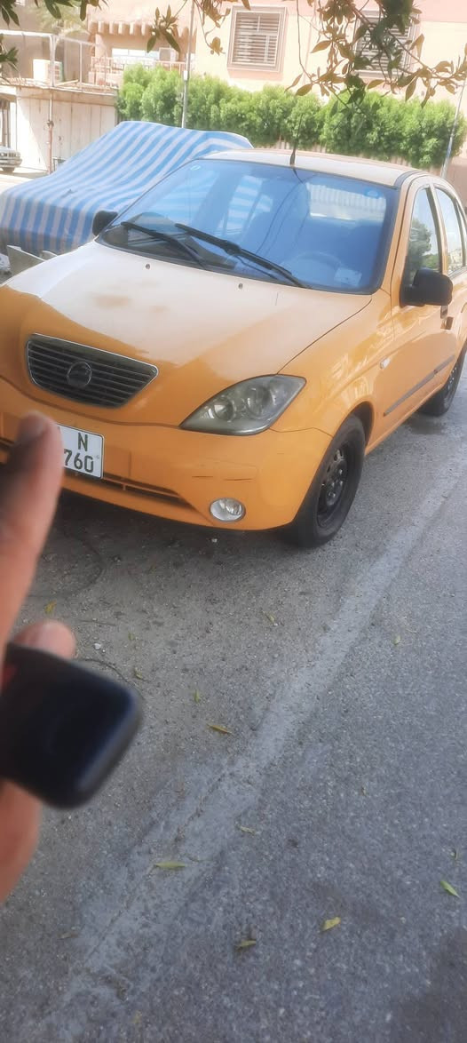 السلام عليكم موديل١٧.  للبيع بيه باب  وجاملغ كير مكينه شواصي كوله مكفول تبريد خير من لله رقم ***********  مكان مدينة بسمي مصفره السعر٣٧

