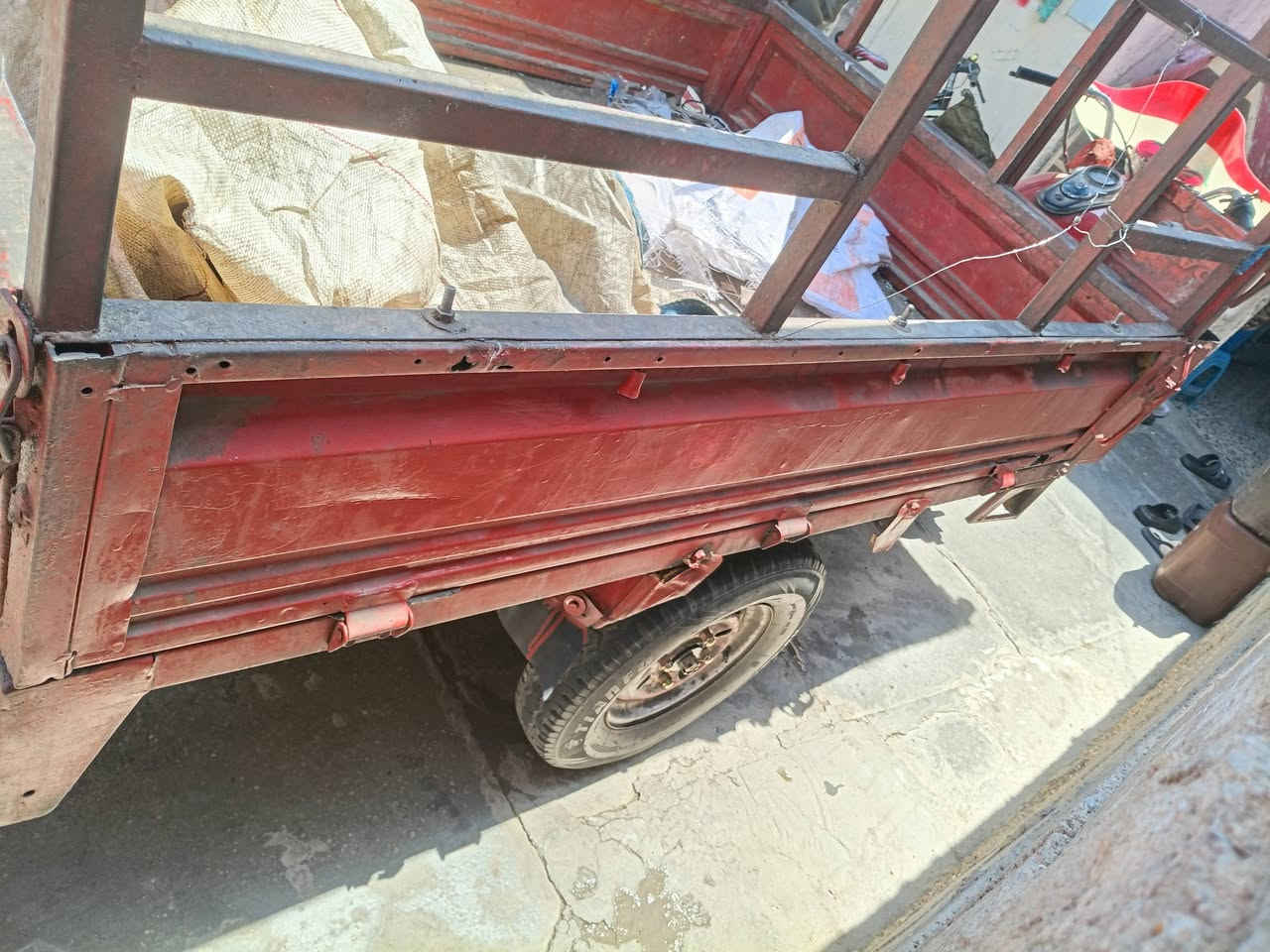 سلام عليكم ستوته للبيع موديل ٢٠١٤ اوراق اصوليه مكان: بغداد- حي نصر ، السعر ٧٥٠ ___***********
