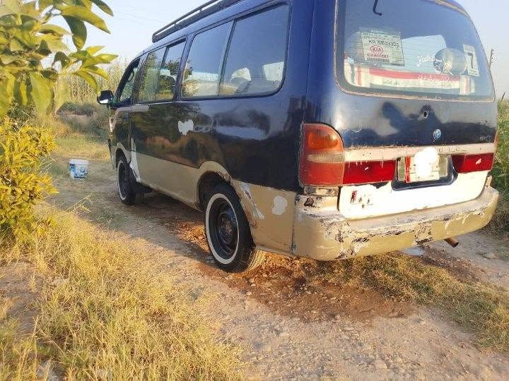 السلام عليكم
كيا بريجو موديل 97 رقم بغداد اجرة
سنوية ل2028
كير ومحرك واكسن خير من الله شواصي معمرة 

الكشر شوفت عينك كهربائيات شغالة بيهة نواقص بسيطة

السعر 65 $  وبيها مجال بسيط تحويل مباشر بدون وكالة
  مكان السيارة بغداد المدائن سلمان باك

للاستفسار الاتصال على الرقم
***********
