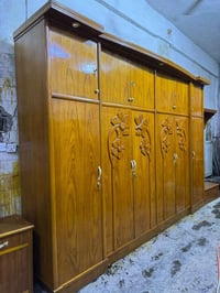معرض السجاد • غرفه ٦ • مستخدمه」「داخل وخارج」],