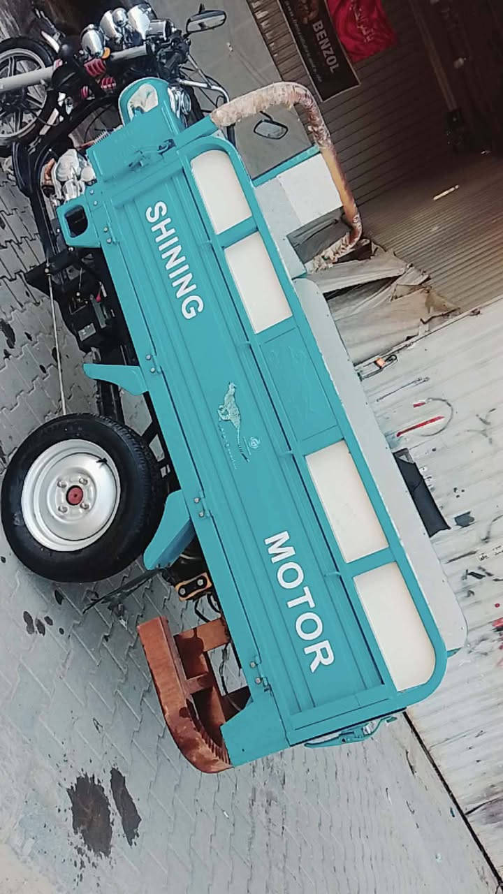 ستوته جمره فحل للبيع ورك كيه بدي اربع جناكيل مكفوله رقم وسنويه بسمي السعر خاص وهذا رقمي مكاني نجف ***********
