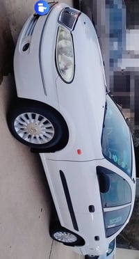 #نيسان سني 2009 ياباني كلين  مكفوله من الصبغ  والتبديل والحادث  حتي ال...