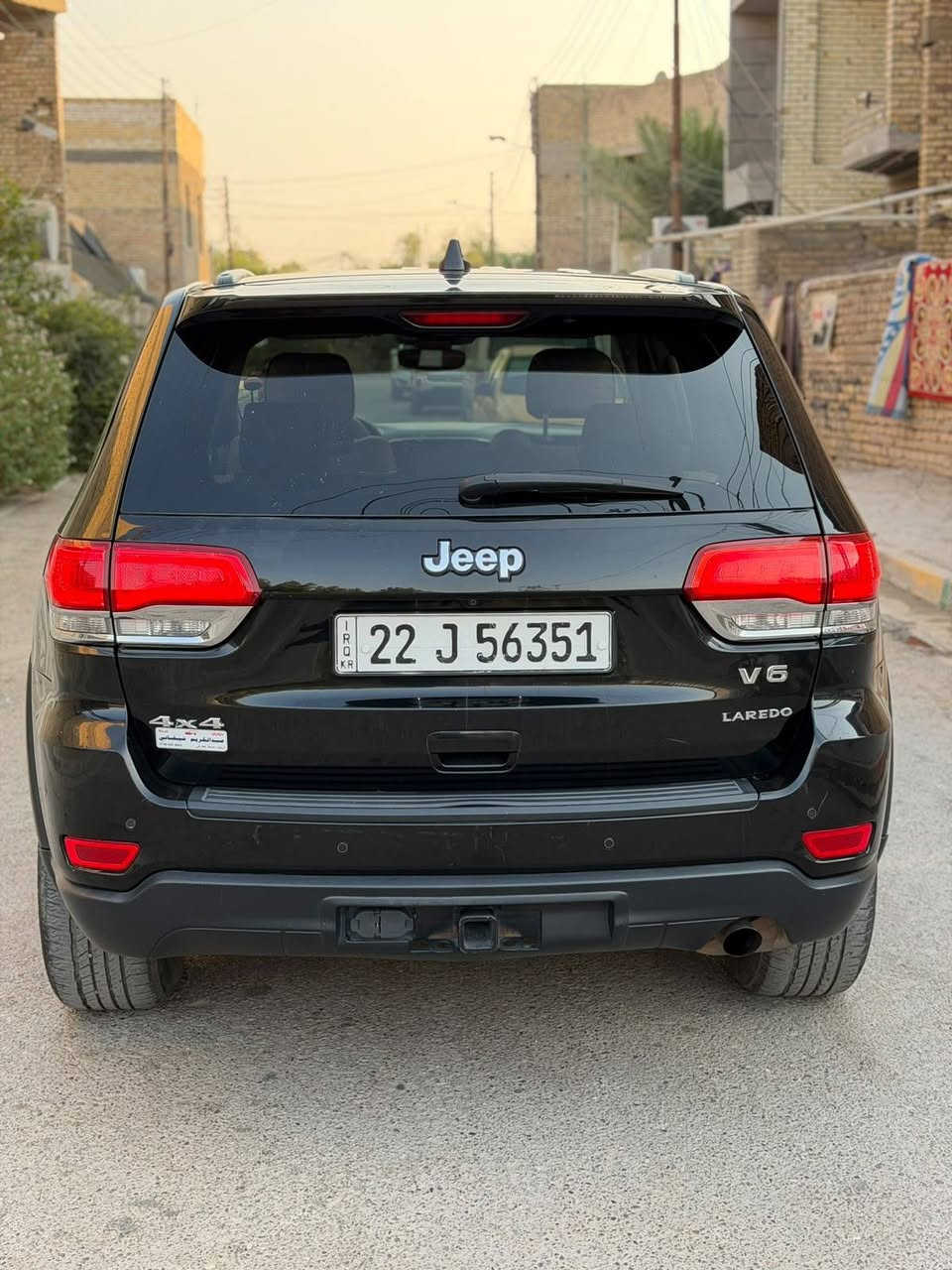 #بيع_مستعجل جيب لاريدو 2018وارد أمريكي حادثها
جاملغ بدون دواخل داخل بيجي مواصفات نص فول شاشة كبيرة كامره خلفيه قطعتين تبريد لايت زنون اصلي بكلايت لد بصمه تشغيل بصمه عند دعس البانزين تتحرك وعند رفع الرجل تتوقف مكانها نضام ايكو اقتصاد بانزين مانع الانزلاق ونضام سبورت رياضي حساسات خلفيه و اماميه اشاير بل مري وبيها مواصفات اكثر سياره جديده بمعنى الكلمة سياره رقم اربيل الدولي بسمي تحويل ثانيوم #سعر183وبيها مجال بصيط عنوان بغداد الرصافة #للاستفسار***********

