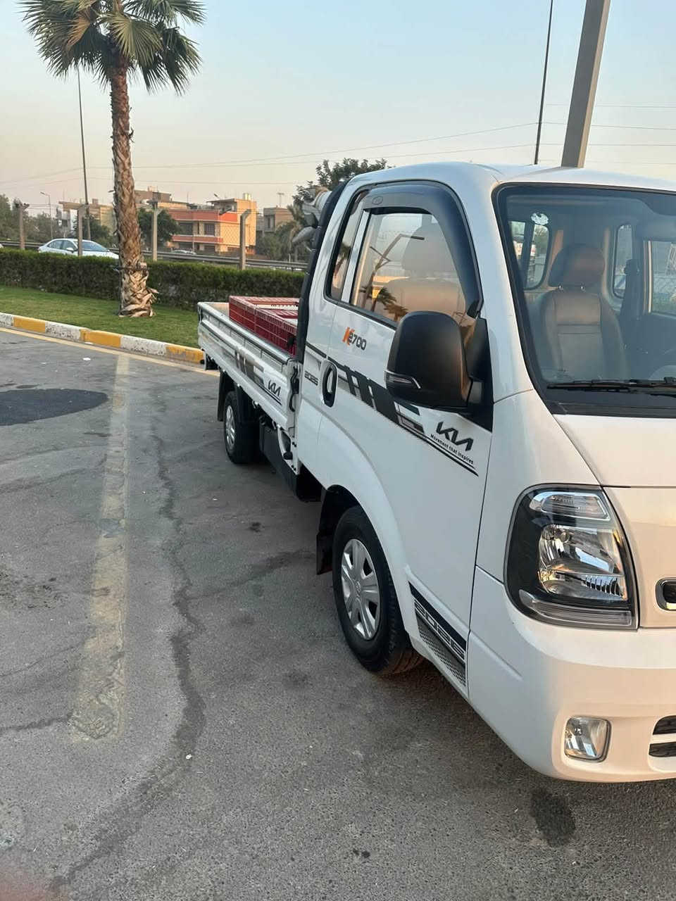 كيا حمل • ٢٠٢٥ • ٤٠٠٠٠ كم
