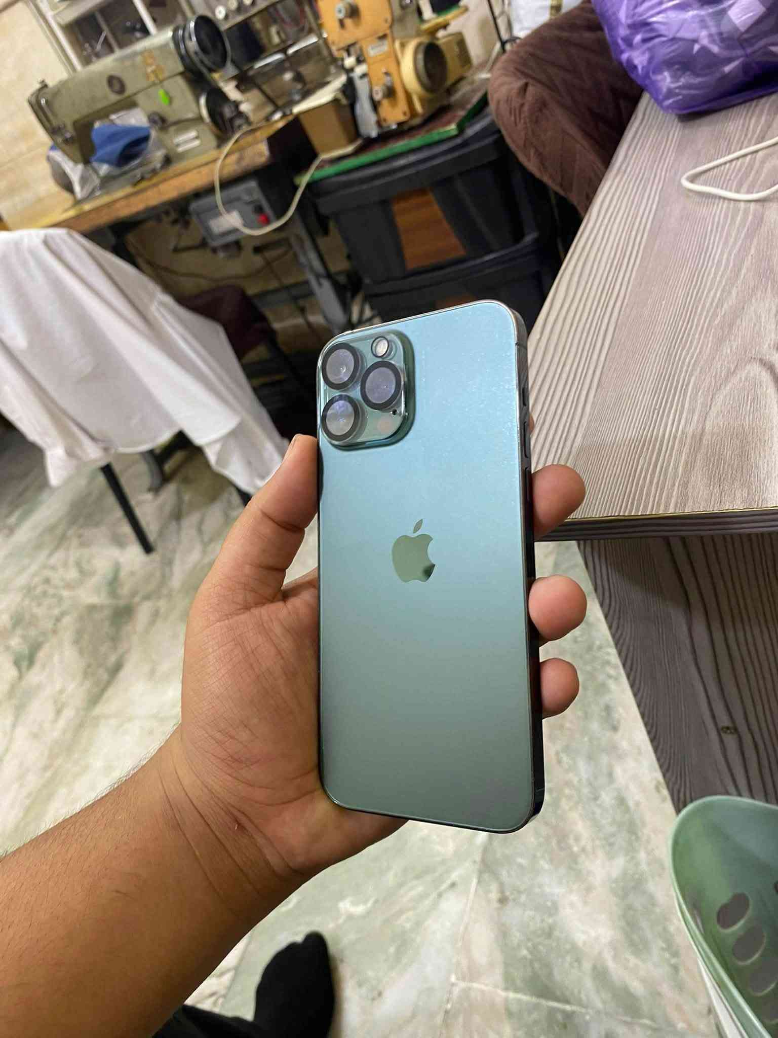 ايفون ١٣ برو ماكس • ٢٥٦ • شاشة مبدلة