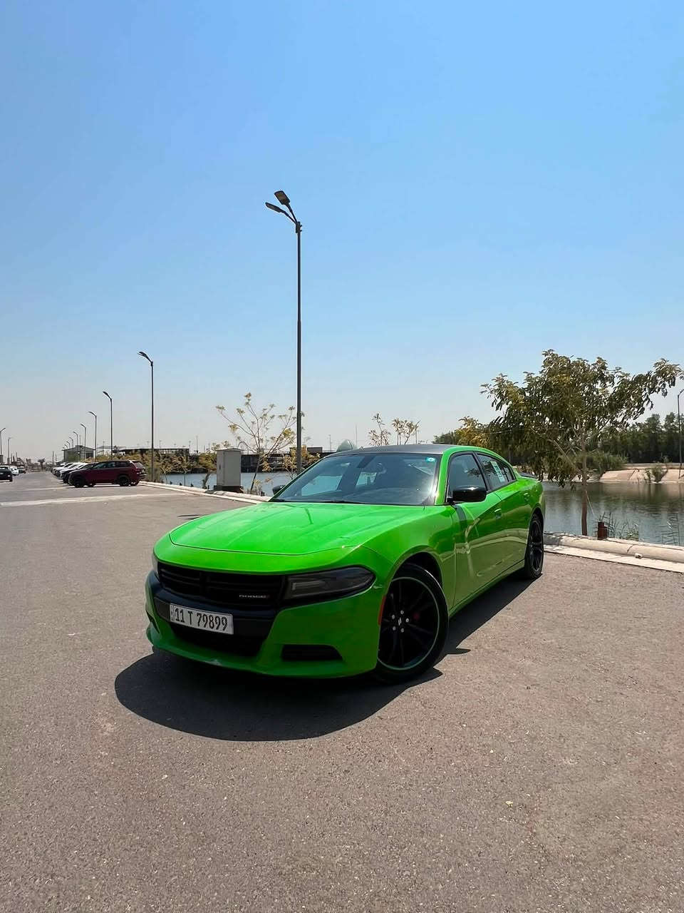 السلام عليكم البيع جارجر SXT الون مميز السعر 193 او بيها مجال تفاحي🍏  بلادي مديل 2017اصل سيارة ماشية 73 جديدة كير محرك6V تو ويل  مكفول تخم تاير صدر جديد تبريد تدفئه رقم بغداد دولي بسمي داخله كلين صور الحادث بل منشور بل عراق باب خلفي صبغ بدون دواخل مكان السيارة بغداد ***********خاص مغلق 🔏
