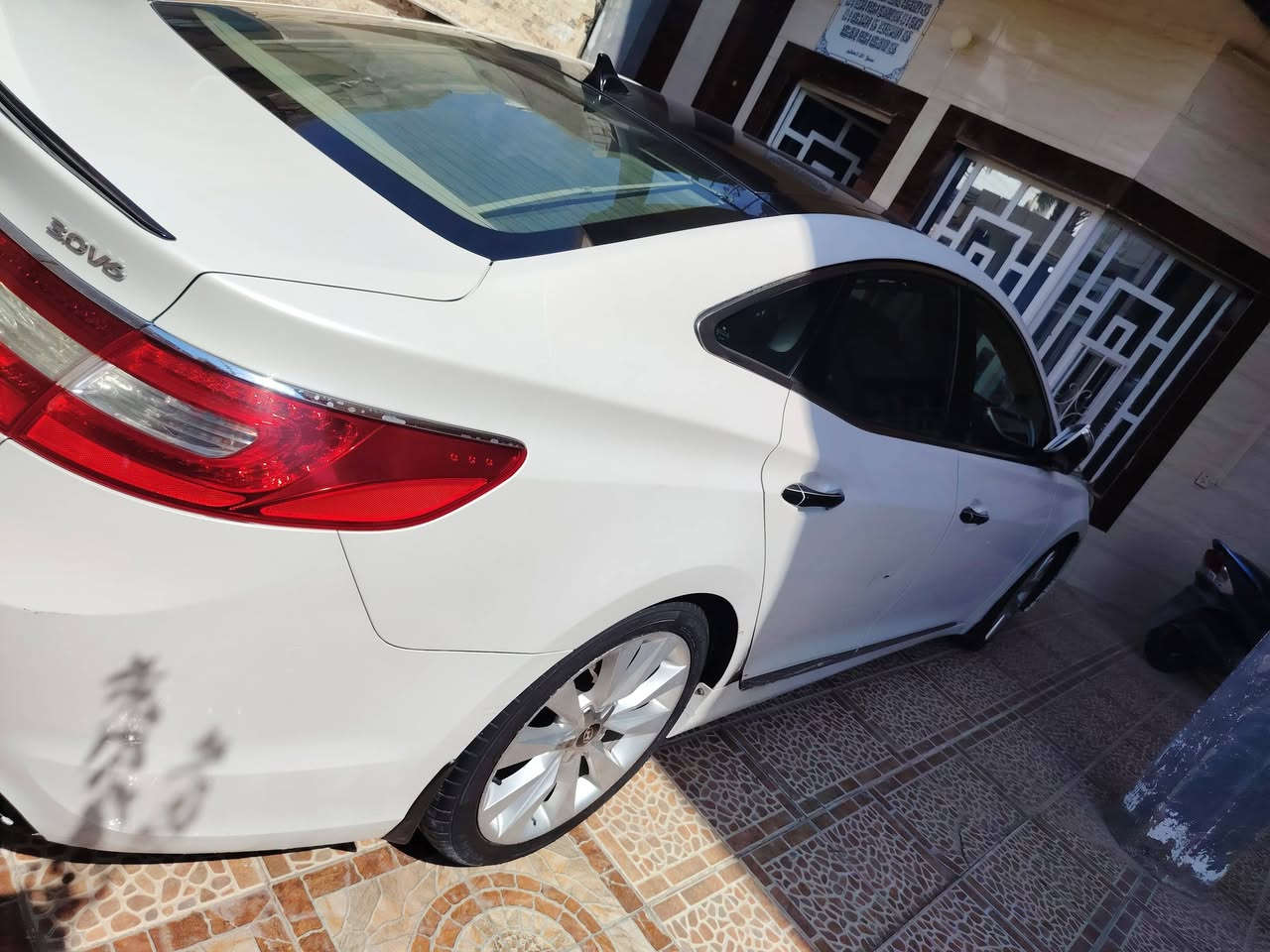 السلام عليكم شباب ازيرا للبيع او مراوس   فول مواصفات  بيها بس بارد سونار موجود رقم اربيل دولي بسمي سنويه لل27 بسمي جاهزة سياره   مكيتا 3000 دوش سياره مال بيت  سعر 105وبيها مجال قليل مستعجل على بيعتها مكاني بابل الاسكندرية الحصوه  باقي تفاصيل الاتصال ***********
***********
