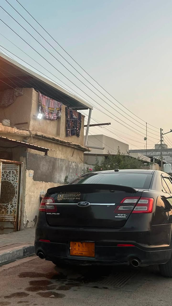 السياره للبيع فئه sel
بنوراما سقف 

شاشه كبيره 

تحكمات ستيرن السياره طبكت اجيت اشغلها ما تشتغل تدير بس ما تشتغل فديو موحود يمك شوفه اعرضها نفس ما هيه عله وضعها وللعلم ما وديتها لفيتر السعر 70 ورقه وبيها مجال خير من الله للشراي مستعجل عل بيع وشكرا ✨. ***********
