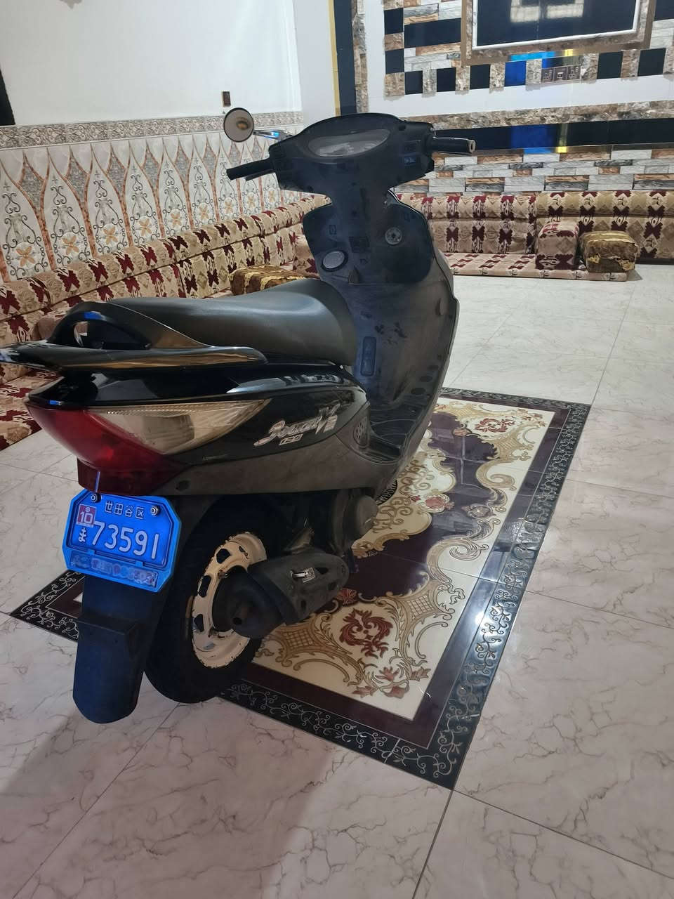 سلام عليكم دراجه للبيع كامكو V2 موديل 14 مبدل بستم فقط كهربئيات شغاله نوزل جديد  مكان قلعه سكر  ***********
